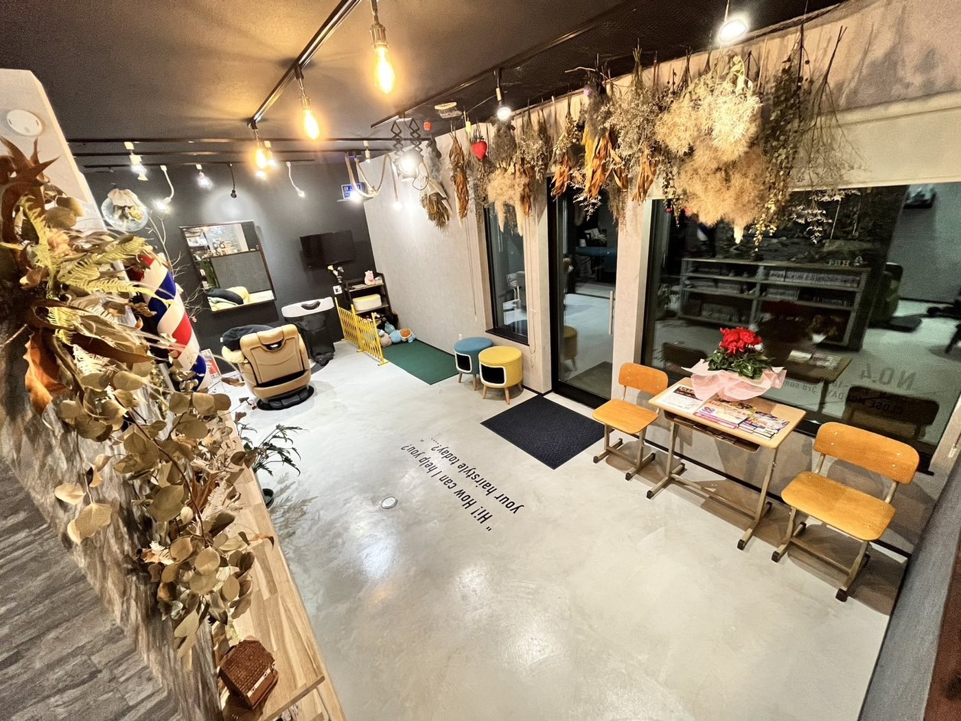 ドライフラワーの店内
